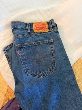 Levi's Straight Leg Men's Jeans in Classic Blue Denim